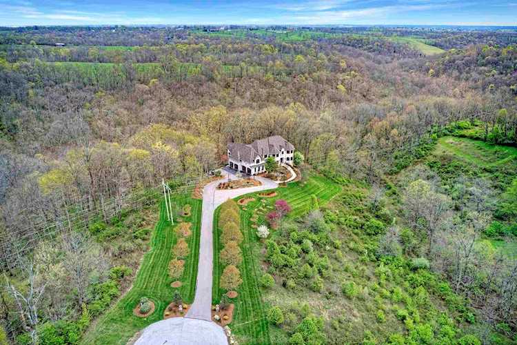 2408 Royal Castle Way Union, KY 41091