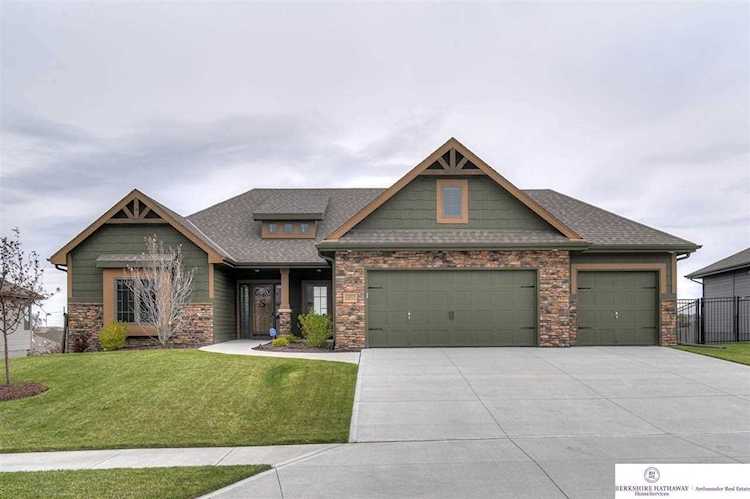 12015 Longshore Ave Papillion, NE 68046