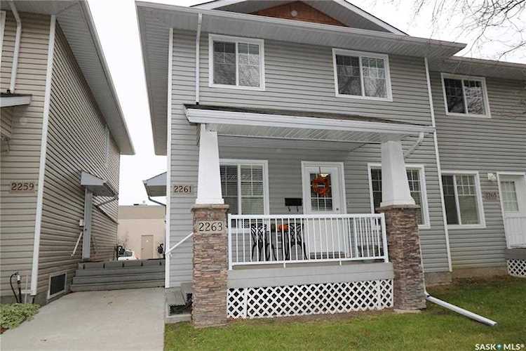 2263 Treetop Ln Regina, SK S4P 4V8