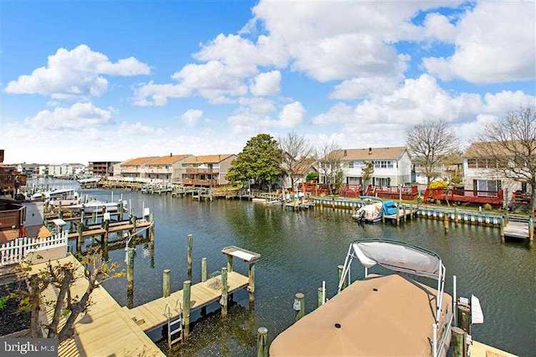 134 Captains Quarters Rd 10 Ocean City MD is a condo for sale