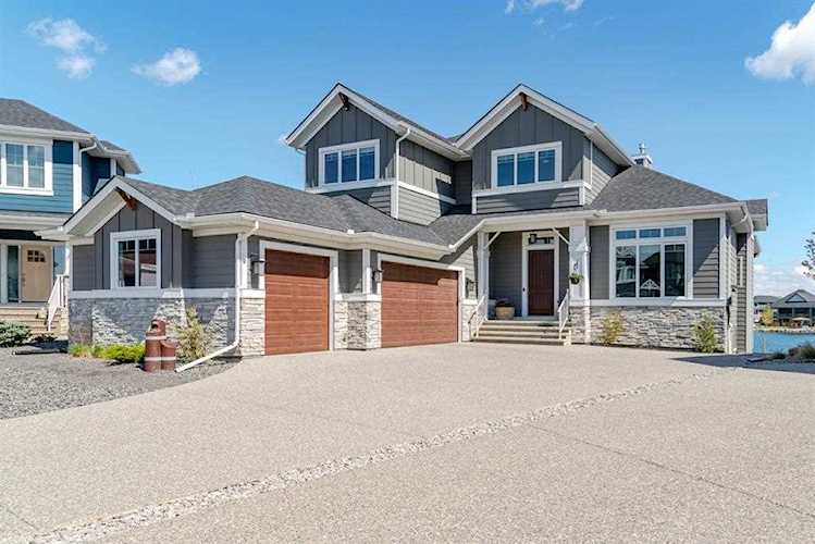 129 Auburn Sound Point SE Calgary, AB T3M 0R9