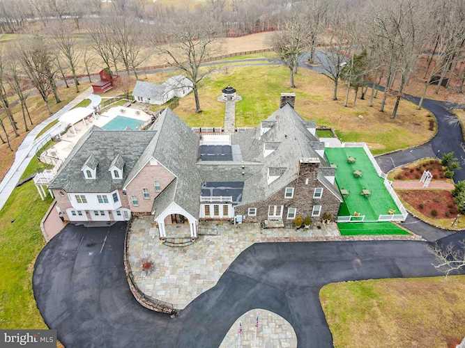 40543 Courtland Farm Ln Aldie, VA 20105