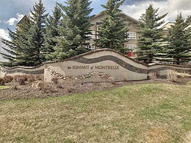 26 Val Gardena View SW #307 Calgary, AB T3H 5Z5