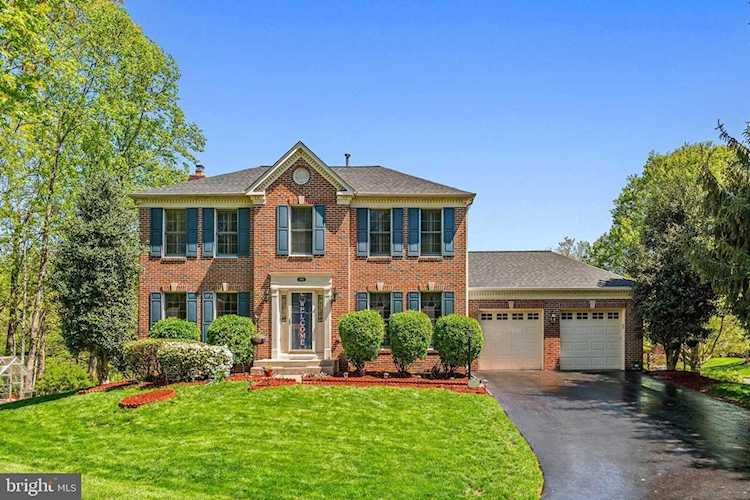 13904 Whetstone Manor Ct Clifton, VA 20124 | MLS ® VAFX1194066 Photo 1