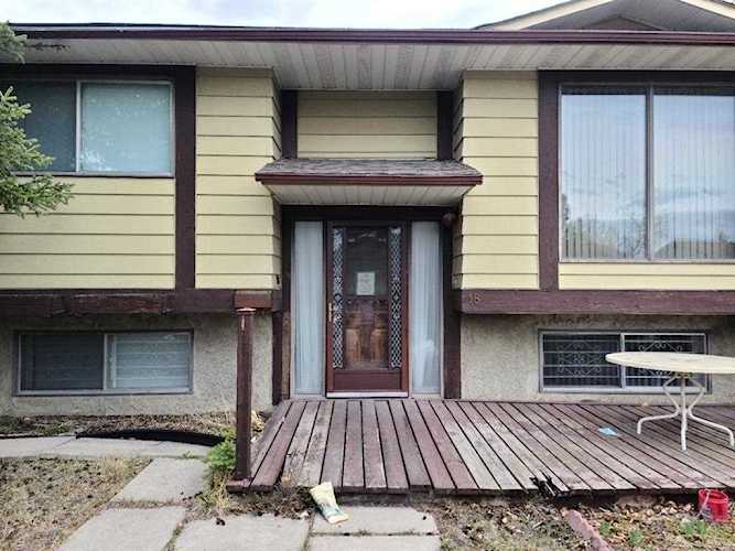 18 Glenpatrick Place Cochrane, AB T4C 1H6