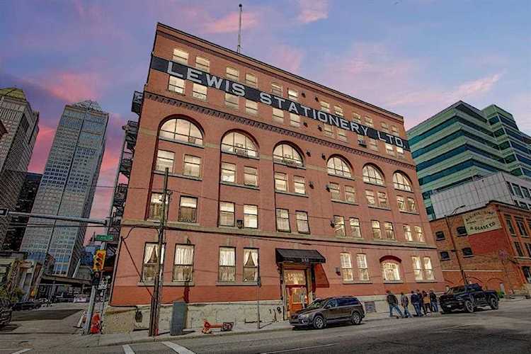 240 11 Ave SW #605 Calgary, AB T2R 0C3
