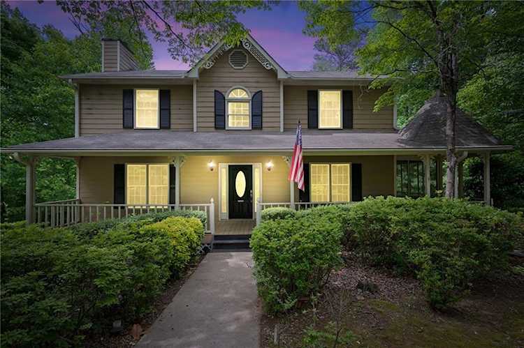337 Westover Dr Woodstock, GA 30188