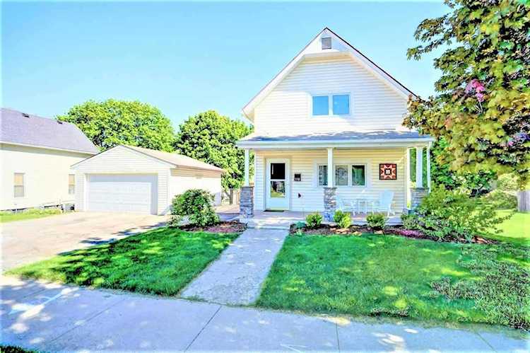 116 W Chicago St Stoughton, WI 53589