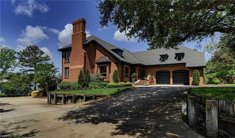 529 Virginia Dare Dr Virginia Beach, VA 23451
