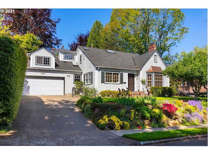 8127 SW Burlingame Ave Portland, OR 97219 | MLS 21093467 Photo 1