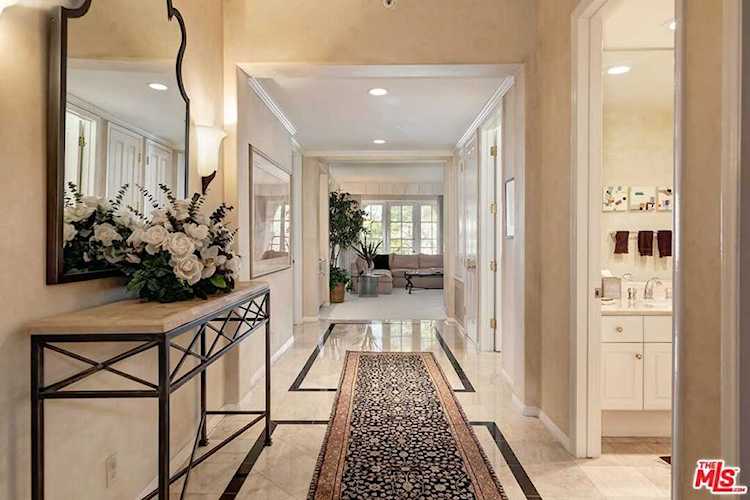 11500 San Vicente Blvd #322 Los Angeles, CA 90049