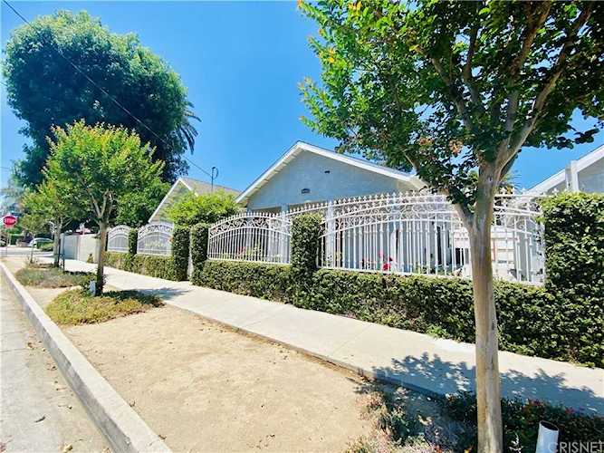 8004 Oakdale Ave Winnetka, CA 91306