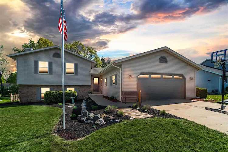 1401 Kriedeman Dr Stoughton, WI 53589