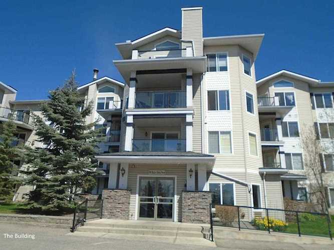 345 Rocky Vista Park NW #423 Calgary, AB T3G 5K6