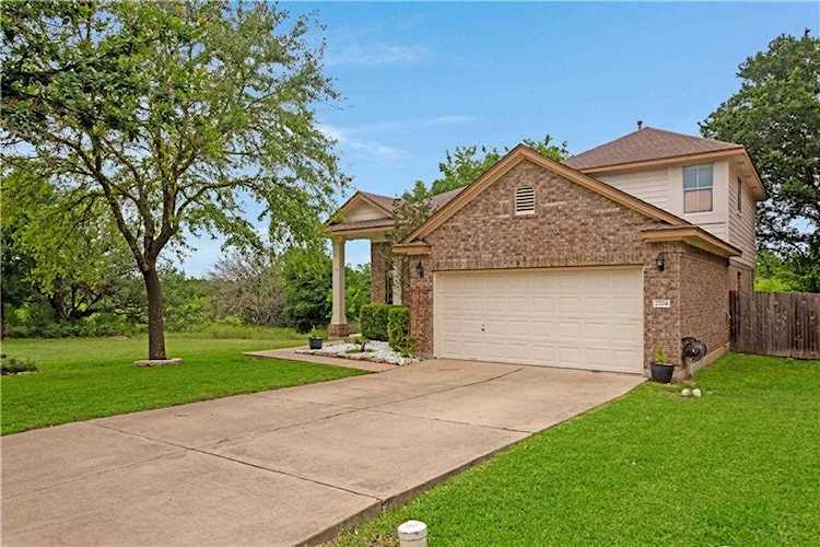 2704 Dryden ST Austin, TX 78748