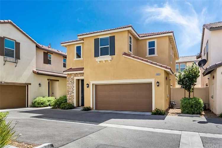 26835 Albion Way Canyon Country, CA 91351