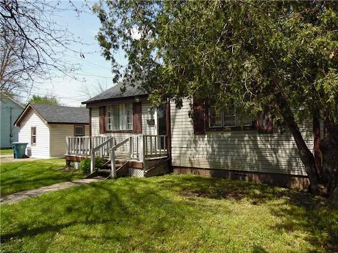 11072 Exchange St Indianapolis, IN 46259 | MLS 21785024 Photo 1