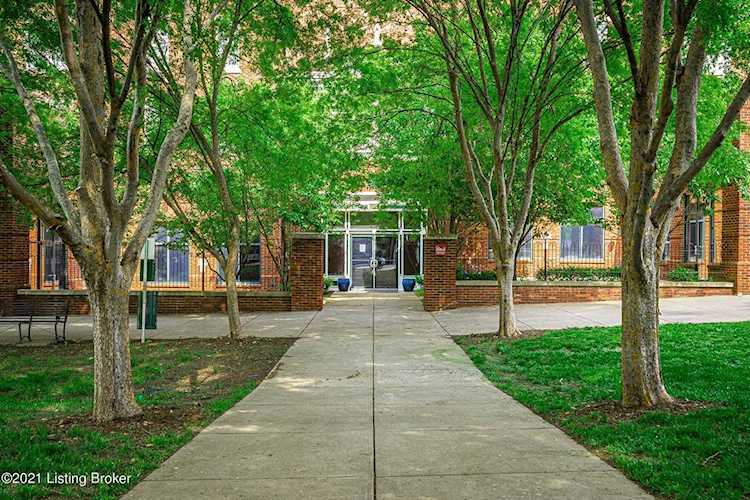10619 Meeting St #210 Prospect, KY 40059