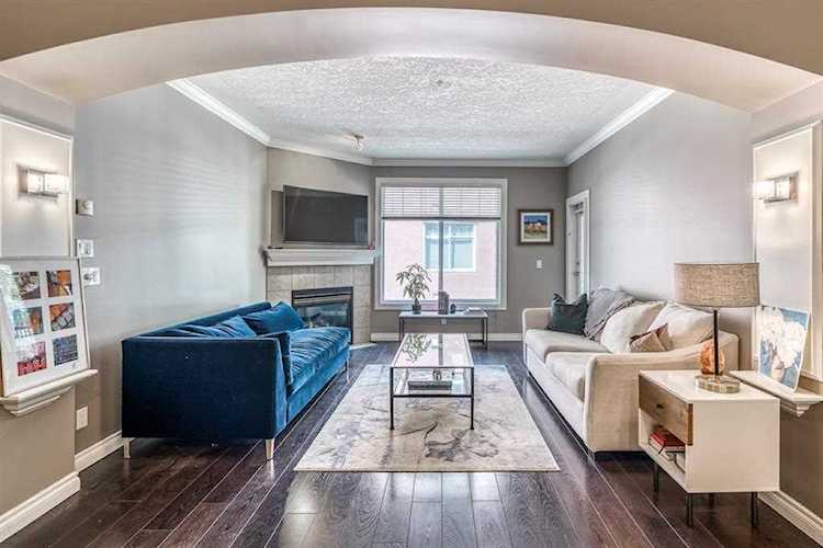 60 24 Ave SW #313 Calgary, AB T2S 3C9