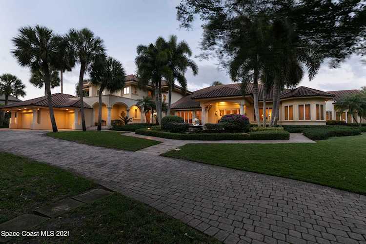 10280 S Tropical Trail Merritt Island, FL 32952