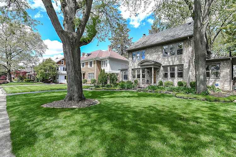 1652 Cambridge Boulevard Upper Arlington, OH 43212