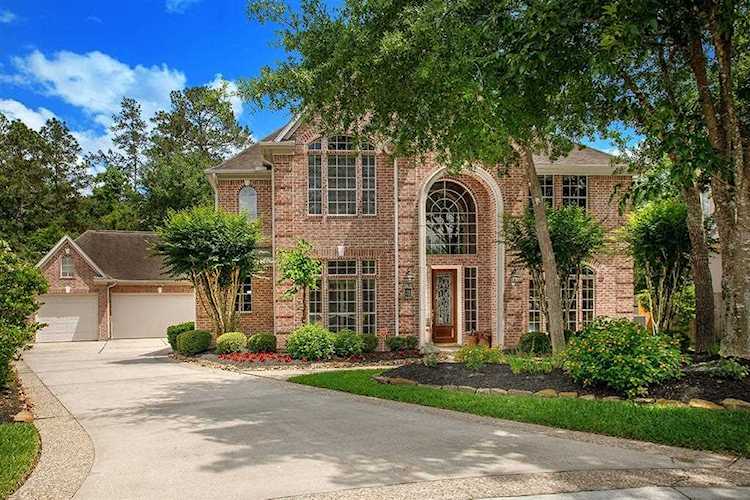 2 Rosedown Place The Woodlands, TX 77382
