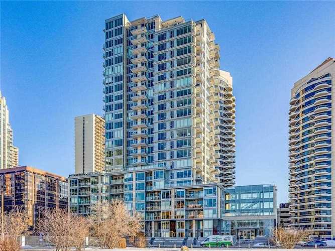 1025 5 Ave SW #207 Calgary, AB T2P 1N4