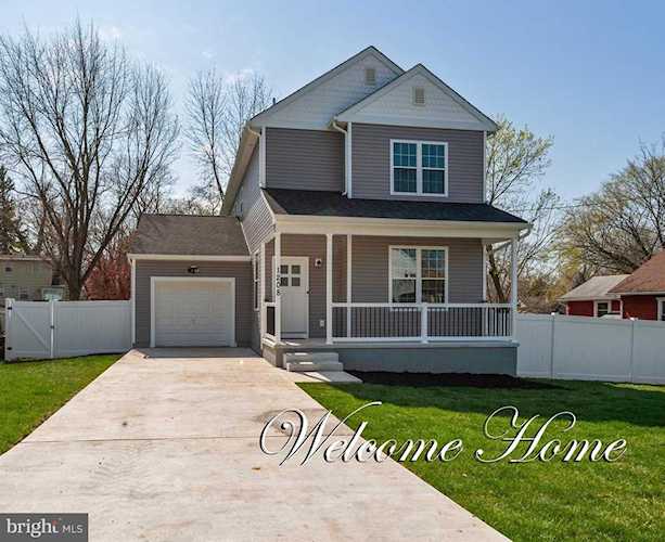 1208 Whittier Ave Bensalem, PA 19020