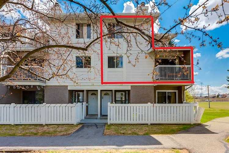 3015 51 St SW #17 Calgary, AB T3E 6N5