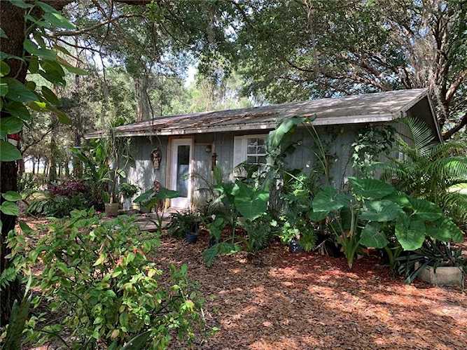 1331 Center St Dundee, FL 33838