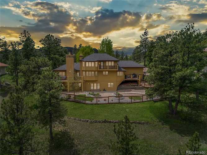 2408 Bitterroot Ln Golden, CO 80401 | MLS ® 2290933 Photo 1