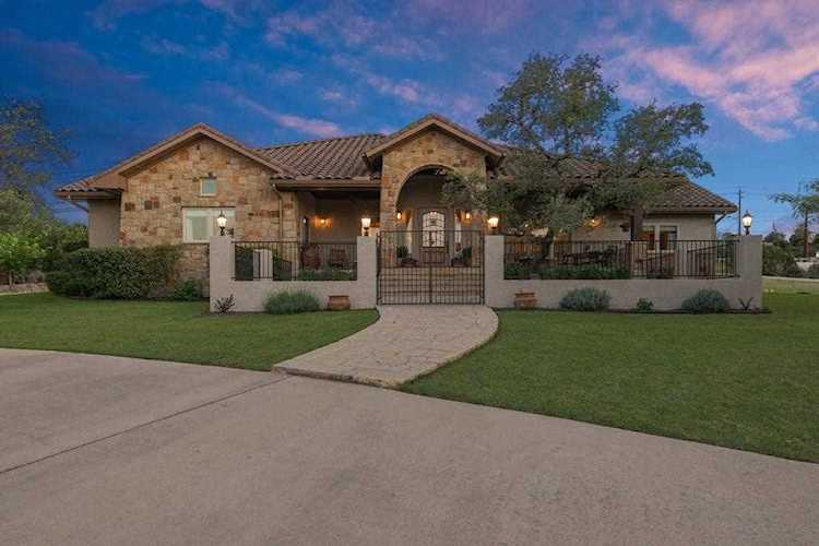 16486 Flintrock RD Austin, TX 78738