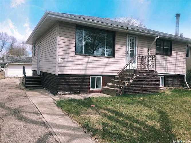 512 E 18th Ave Regina, SK S4N 1E4 | MLS SK855121 Photo 1
