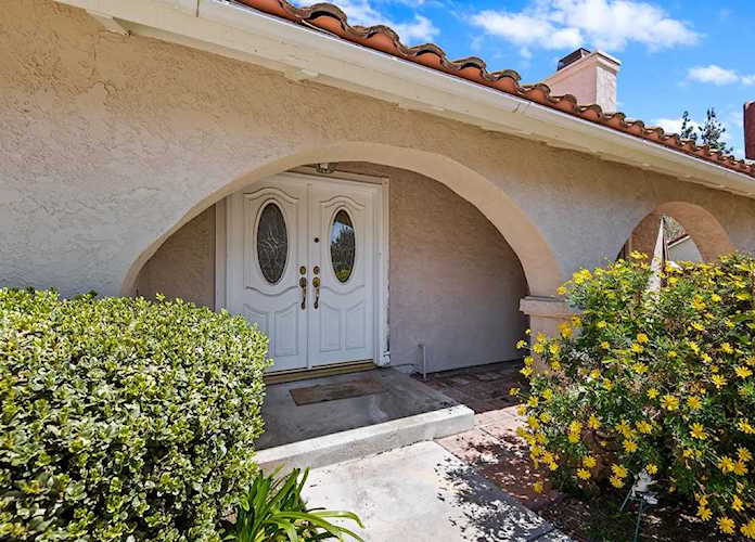 29000 Indian Ridge Ct Agoura Hills, CA 91301
