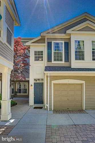 11405 Windleaf Ct #24 Reston, VA 20194 | MLS ® VAFX1200326 Photo 1