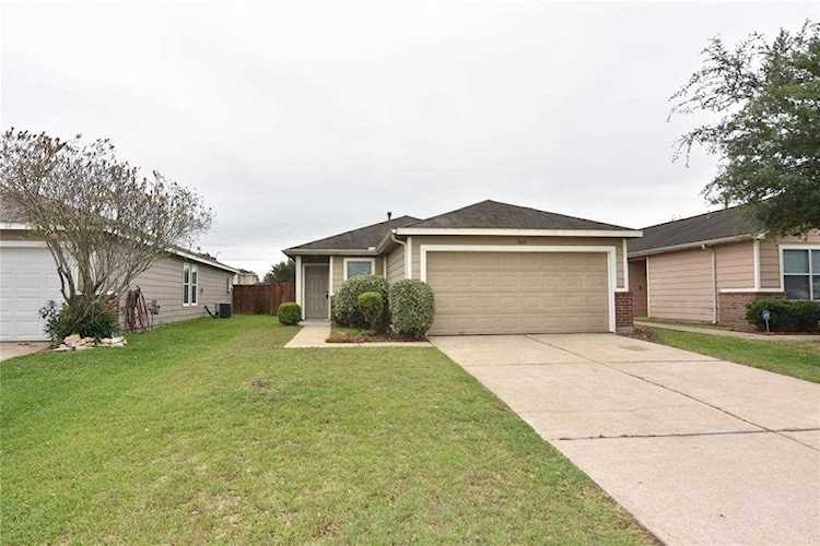 7610 Yucca Field Dr Cypress, TX 77433