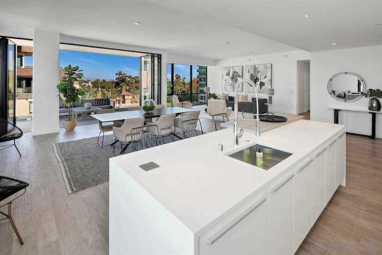 2604 5Th Ave #701 San Diego, CA 92103