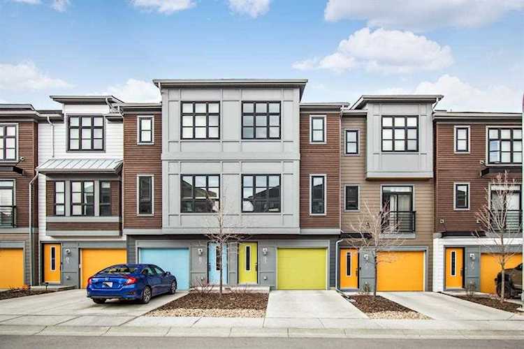 83 Walden Path SE Calgary, AB T2X 0M7