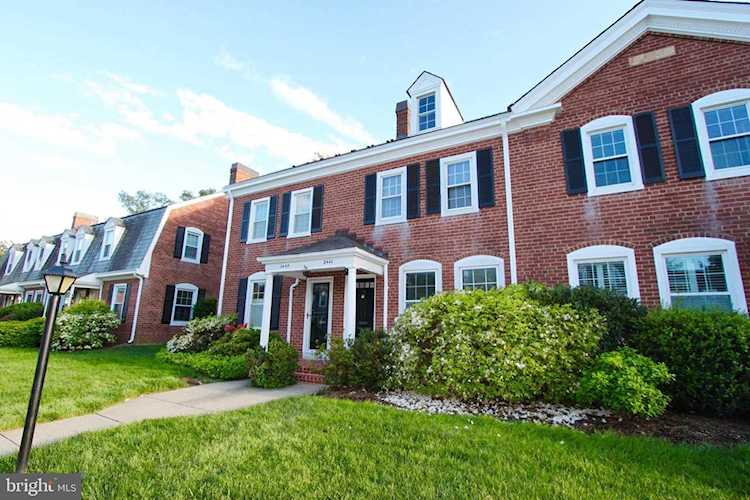 3447 Wakefield St Arlington, VA 22206 | MLS ® VAAR181106 Photo 1