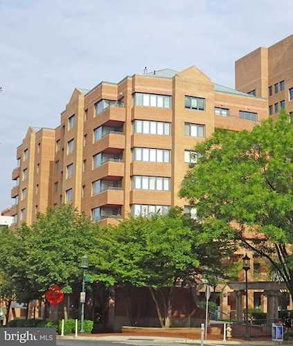 4801 Hampden Ln #203 Bethesda, MD 20814