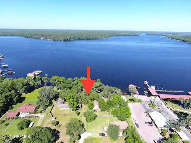119 Camp George Rd Crescent City, FL 32112