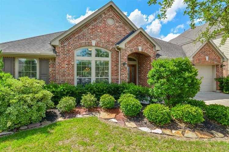 10410 Kicking Horse Pass Cypress, TX 77433