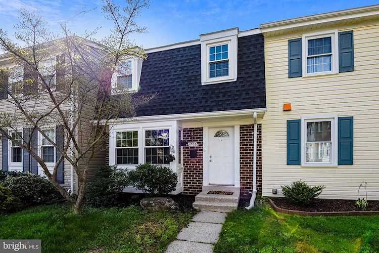 1808 Aberdeen Circle Crofton, MD 21114