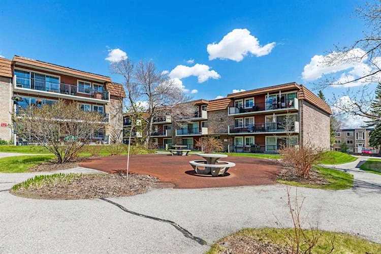 231 Heritage Dr SE #19A Calgary, AB T2H 1N1