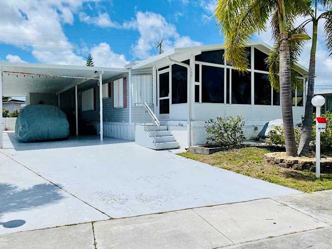 4128 Meadow View Drive Boynton Beach, FL 33436