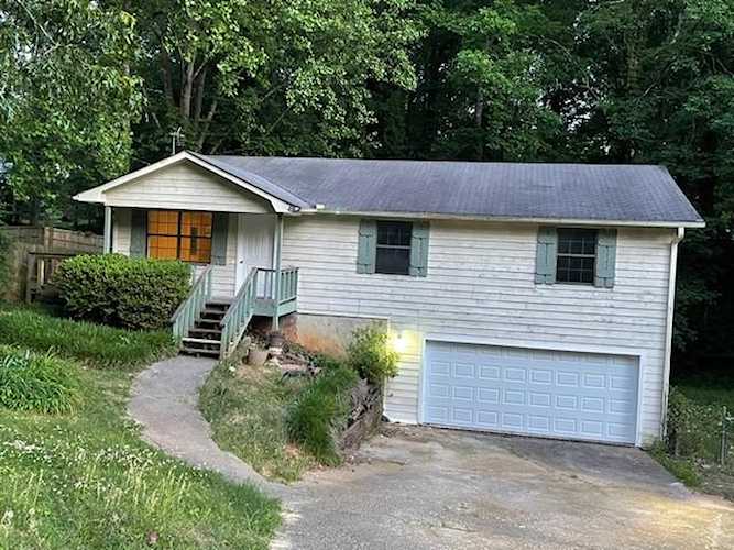 1793 Silver Leaf Dr SW Marietta, GA 30008