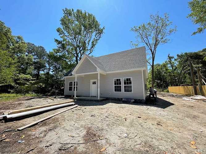 102 Baxter Grove Moyock, NC 27958
