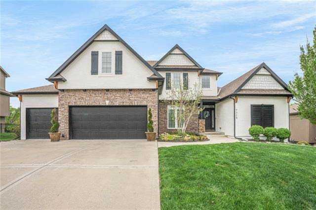 9328 N Farley Ave Kansas City, MO 64157
