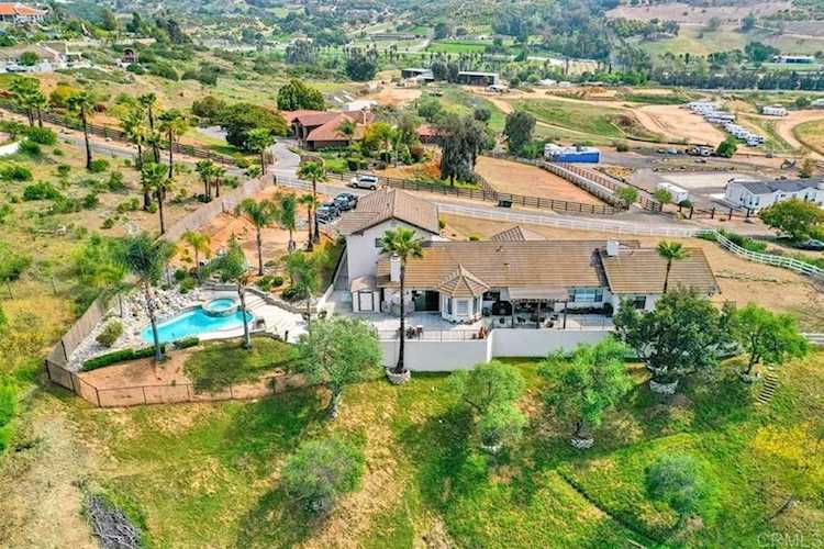 31620 Wrightwood Rd Bonsall, CA 92003