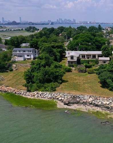 142 Crabtree Road Quincy, MA 02171